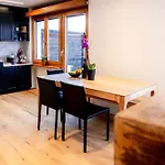 Daire Stylish Lakeview Balcony & Free Parking Laax