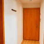 Daire Stylish Lakeview Balcony & Free Parking *