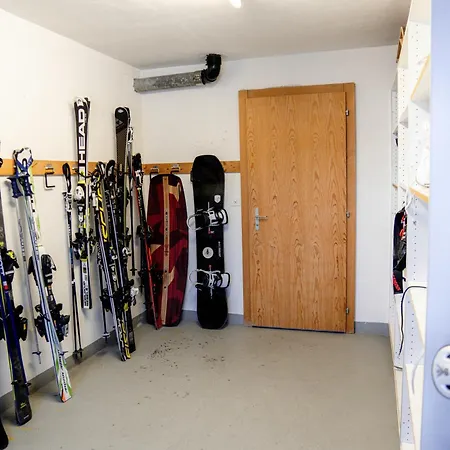 Stylish Lakeview Balcony & Free Parking * ラア