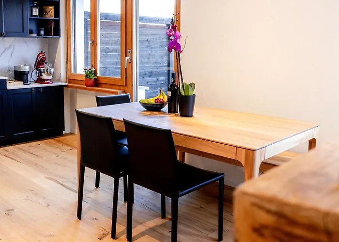 Apartamento Stylish Lakeview Balcony & Free Parking Laax