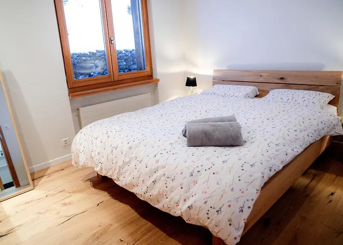 Apartamento Stylish Lakeview Balcony & Free Parking Laax