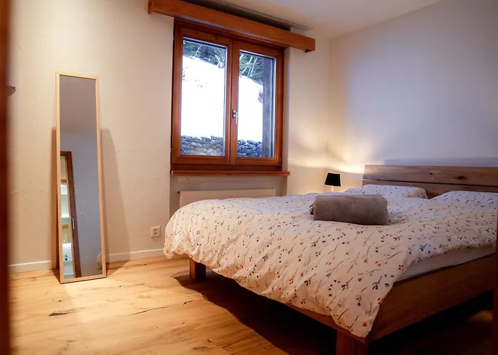 Apartamento Stylish Lakeview Balcony & Free Parking *