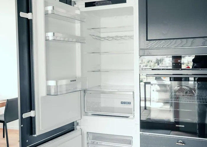 Stylish Lakeview Balcony & Free Parking Apartamento Laax