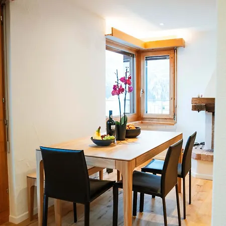 Apartamento Stylish Lakeview Balcony & Free Parking Laax