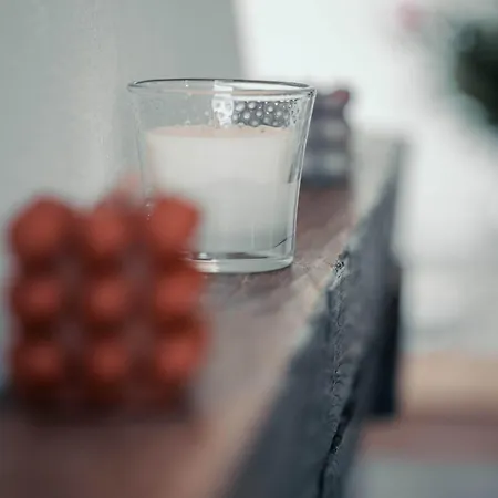 Stylish Lakeview Balcony & Free Parking