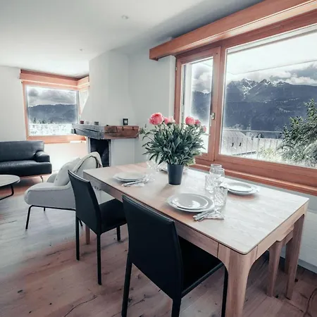 Stylish Lakeview Balcony & Free Parking Apartment Laax